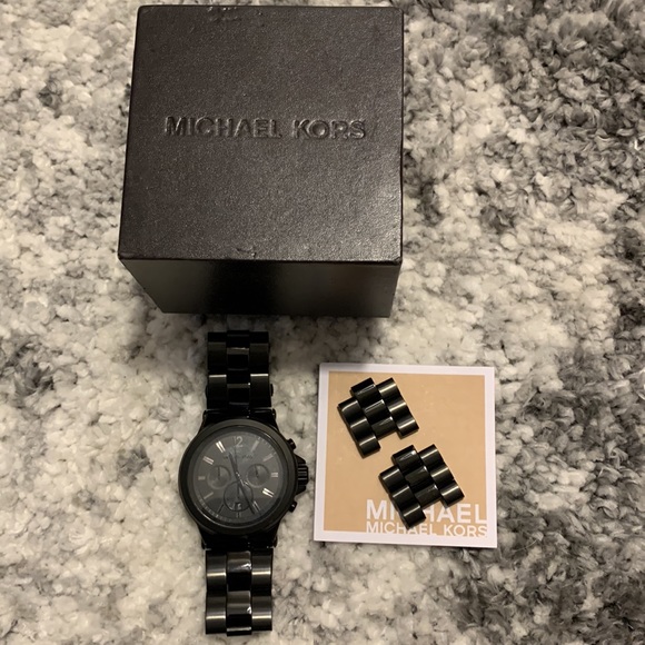 Michael Kors Oversized Dylan Black-Tone Unisex Watch - Picture 7 of 12